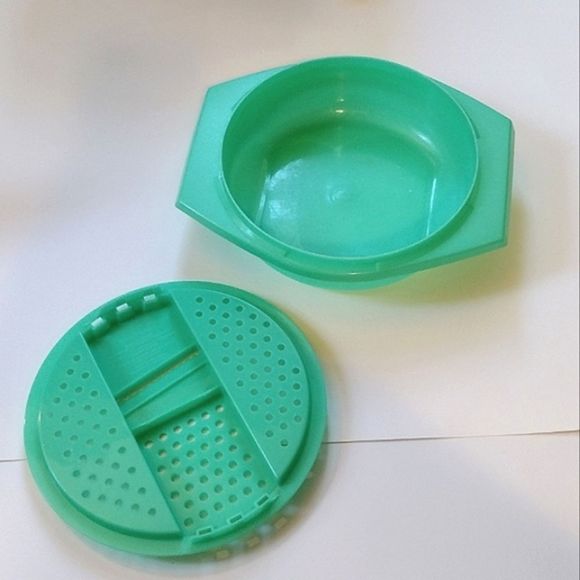 Tupperware Kitchen Tupperware Jadeitegreen Cheese And Vegetable